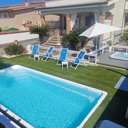 Alloggi Turistici Con Piscina Palestra Jacuzzi Sauna Anzio Exterior photo